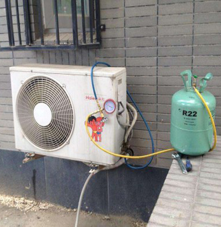 新巴尔虎右空调加氟